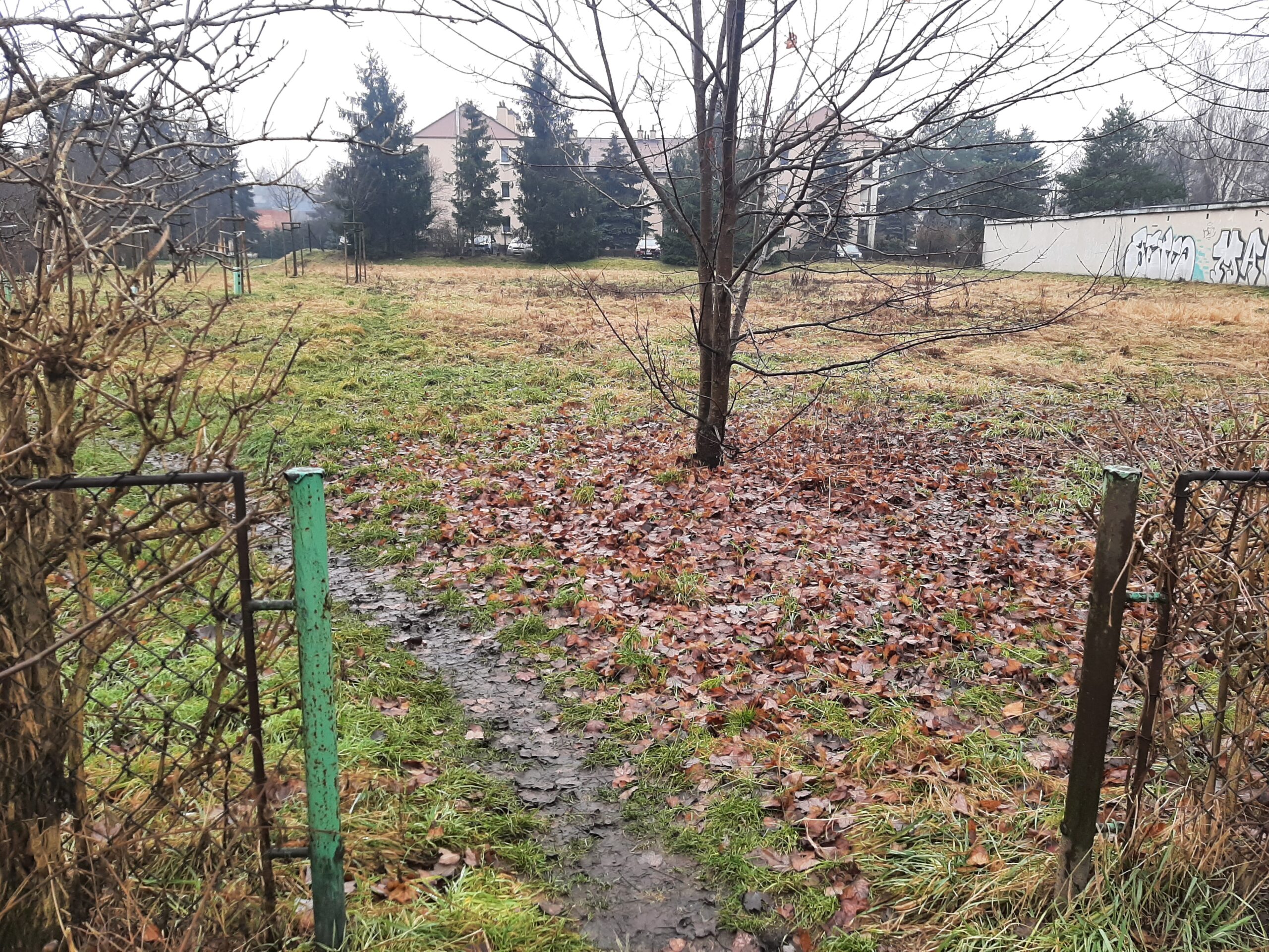 Już oficjalnie: wkrótce powstanie zbiornik retencyjny przy ul. Udzieli.  Jednostka Klimat-Energia-Gospodarka Wodna podpisała umowę na opracowanie dokumentacji projektowej nowej przeciwpowodziowej inwestycji. Jej  wartość to 312 tys. zł.