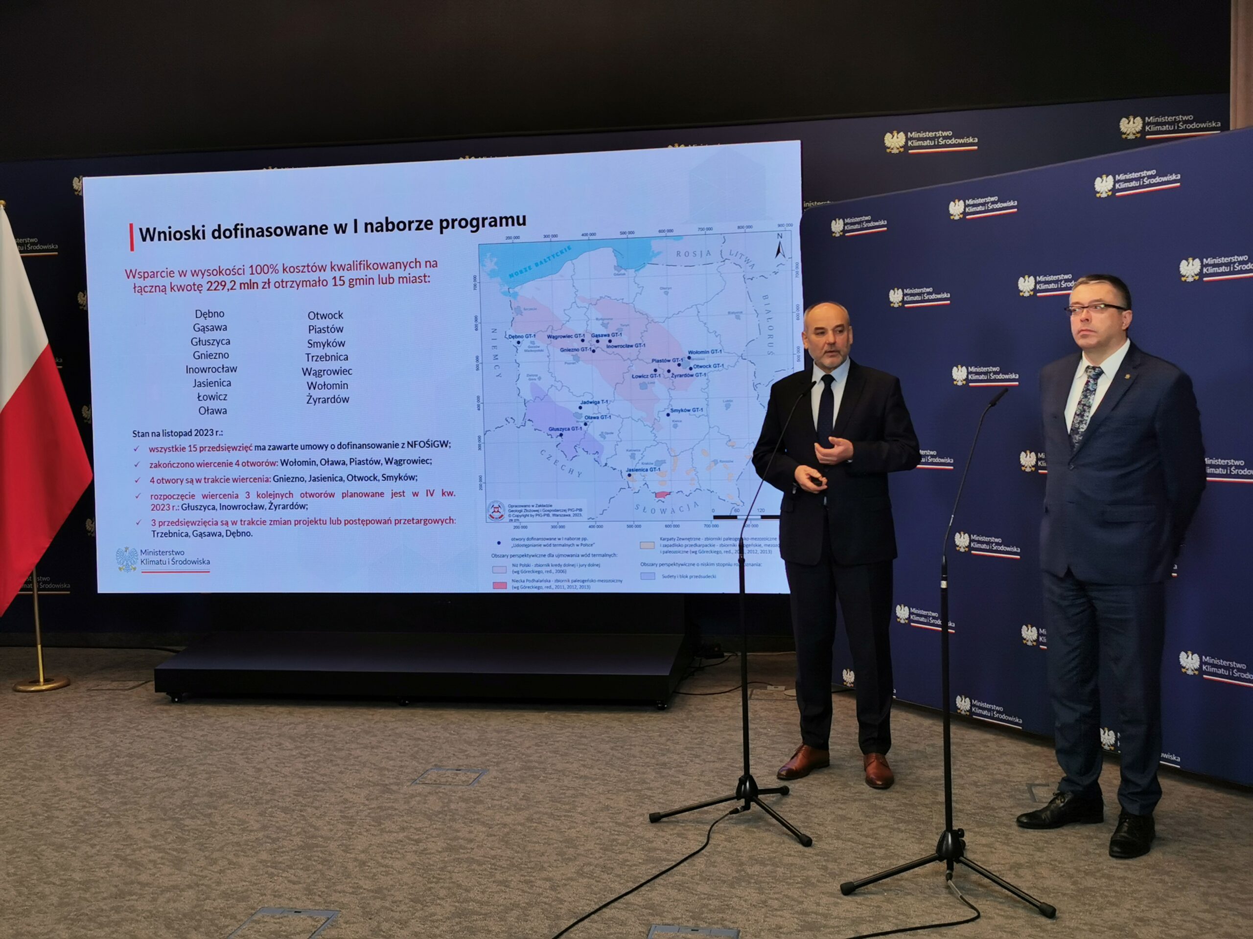Według wstępnych informacji po konferencji prasowej w Ministerstwie Klimatu i Środowiska – Gmina Miejska Kraków otrzyma ponad 12 mln zł z NFOŚiGW na wykonanie badawczego odwiertu geotermalnego w Przylasku Rusieckim.