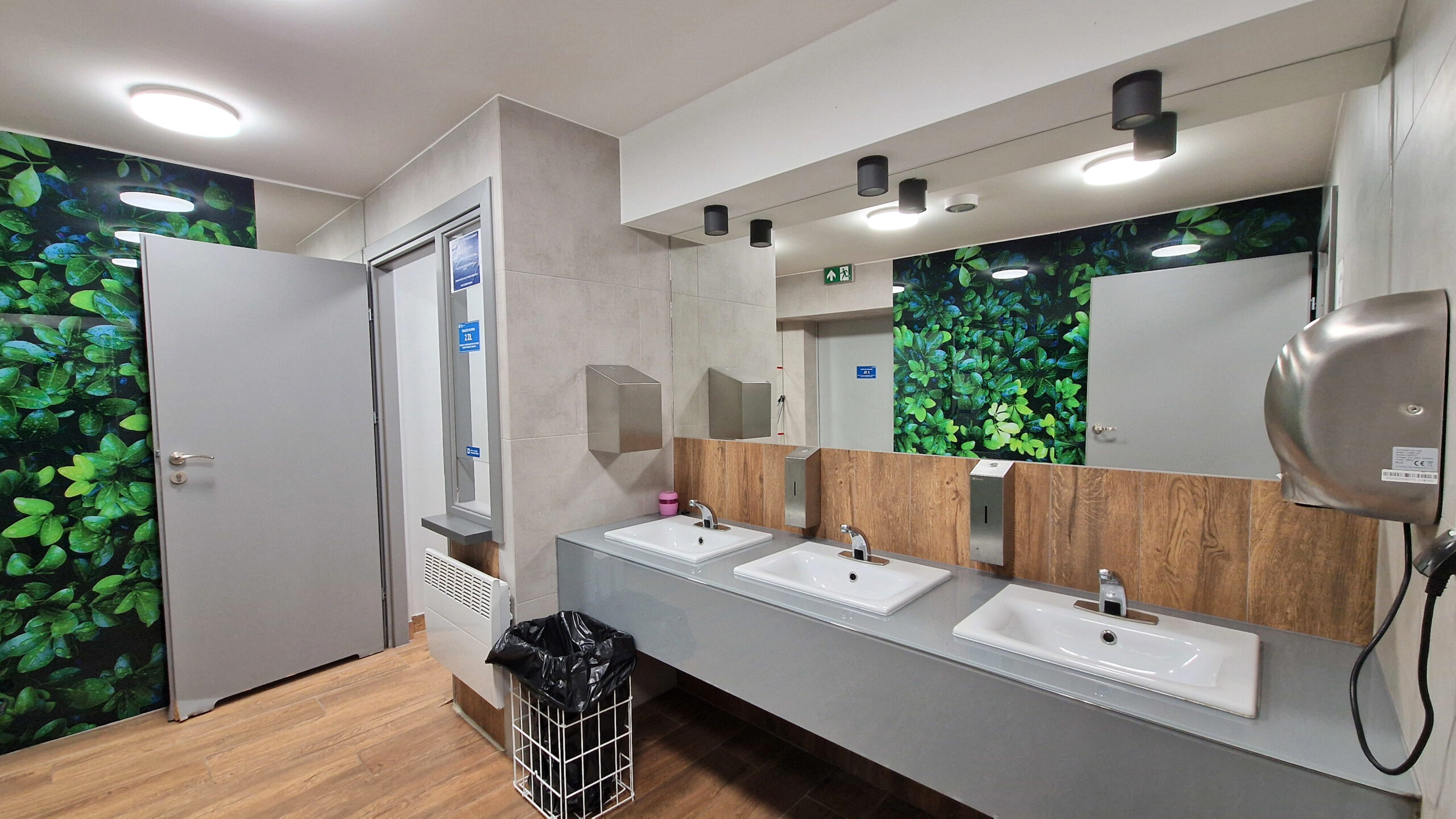 Toalety miejskie w Krakowie.