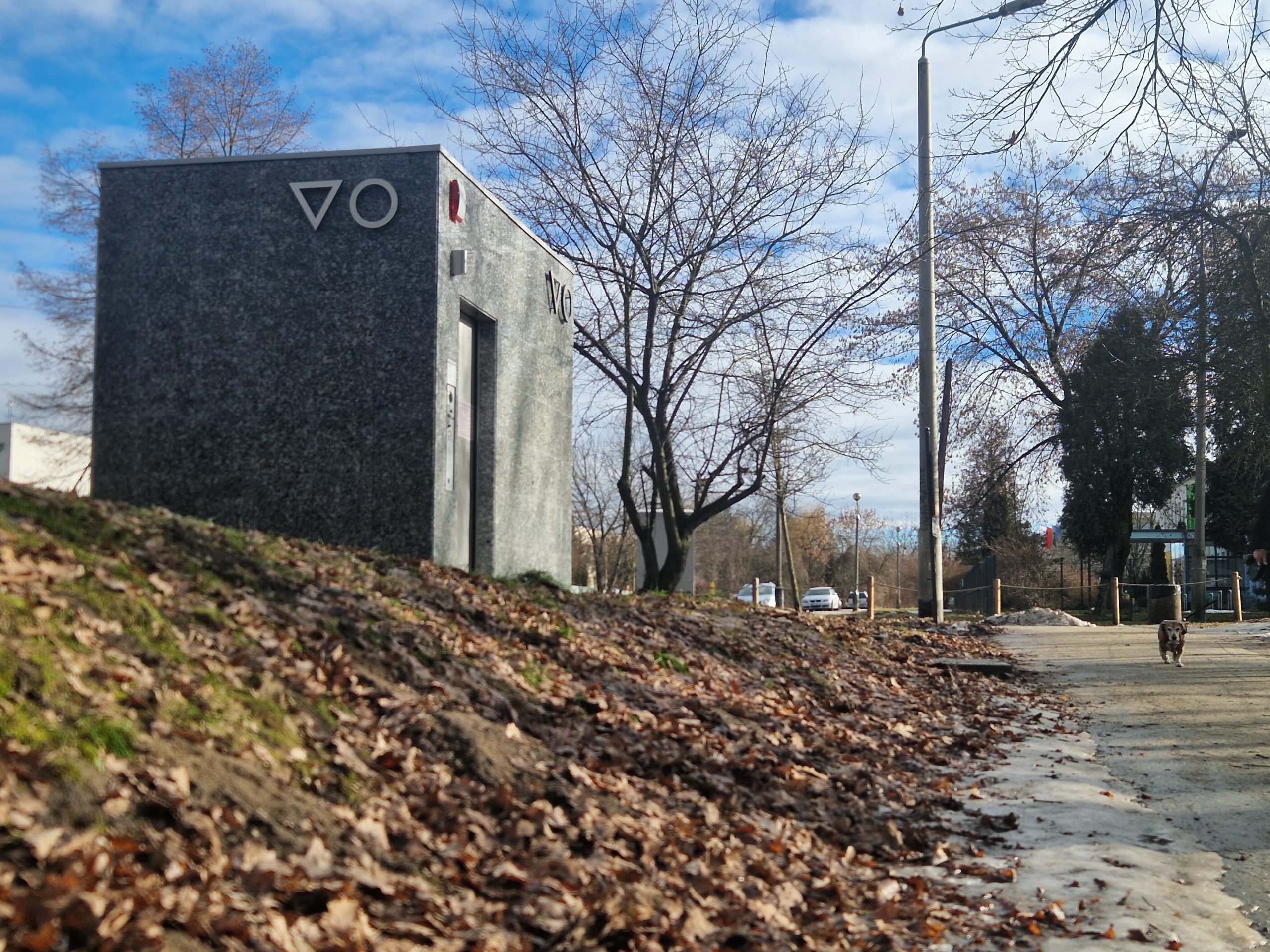 Nowoczesna toaleta w&nbsp;Parku Aleksandry już otwarta!