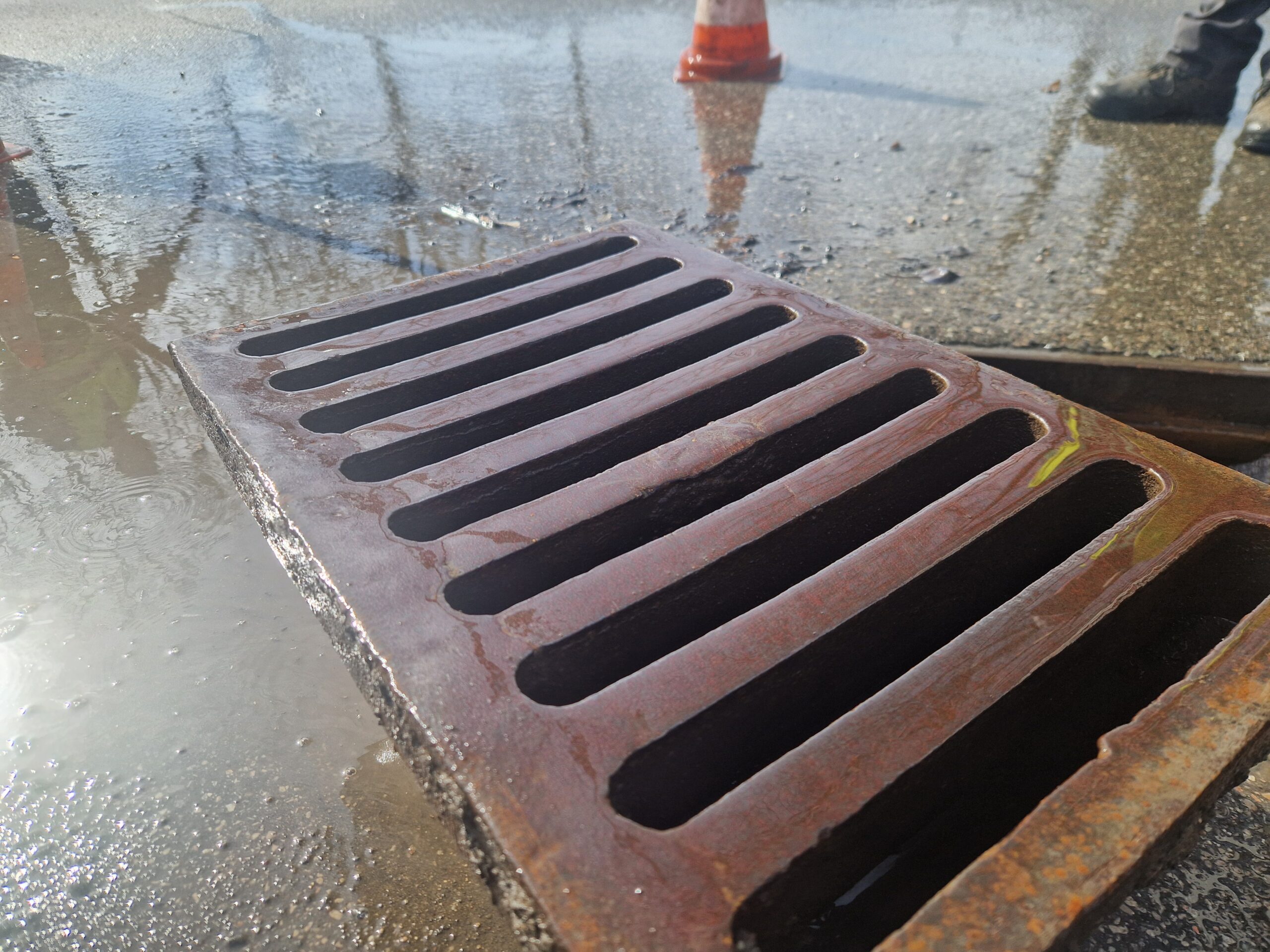 Pozimowe czyszczenie studzienek ulicznych